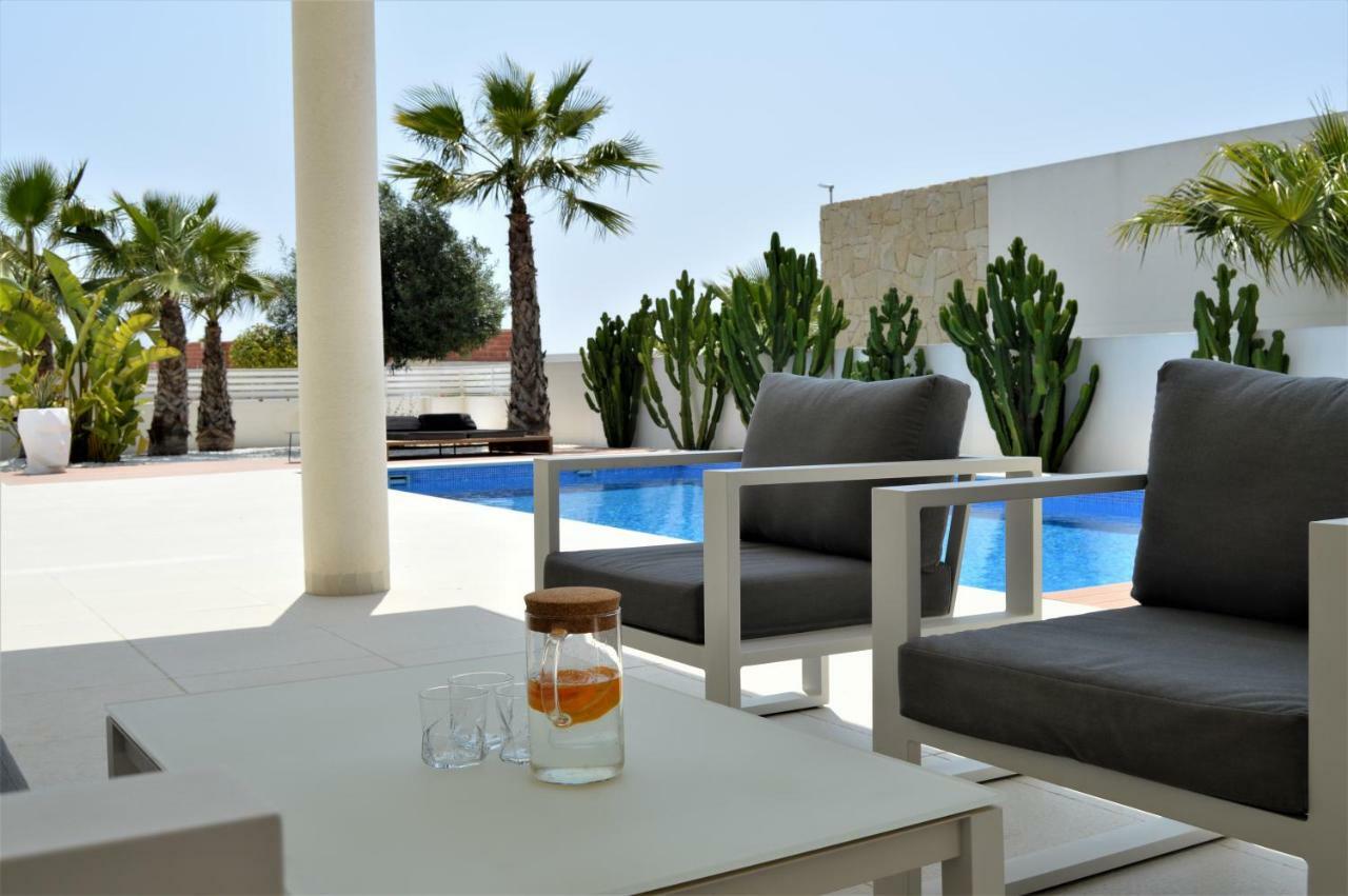 Villa With Private Pool Llobregales Exteriör bild